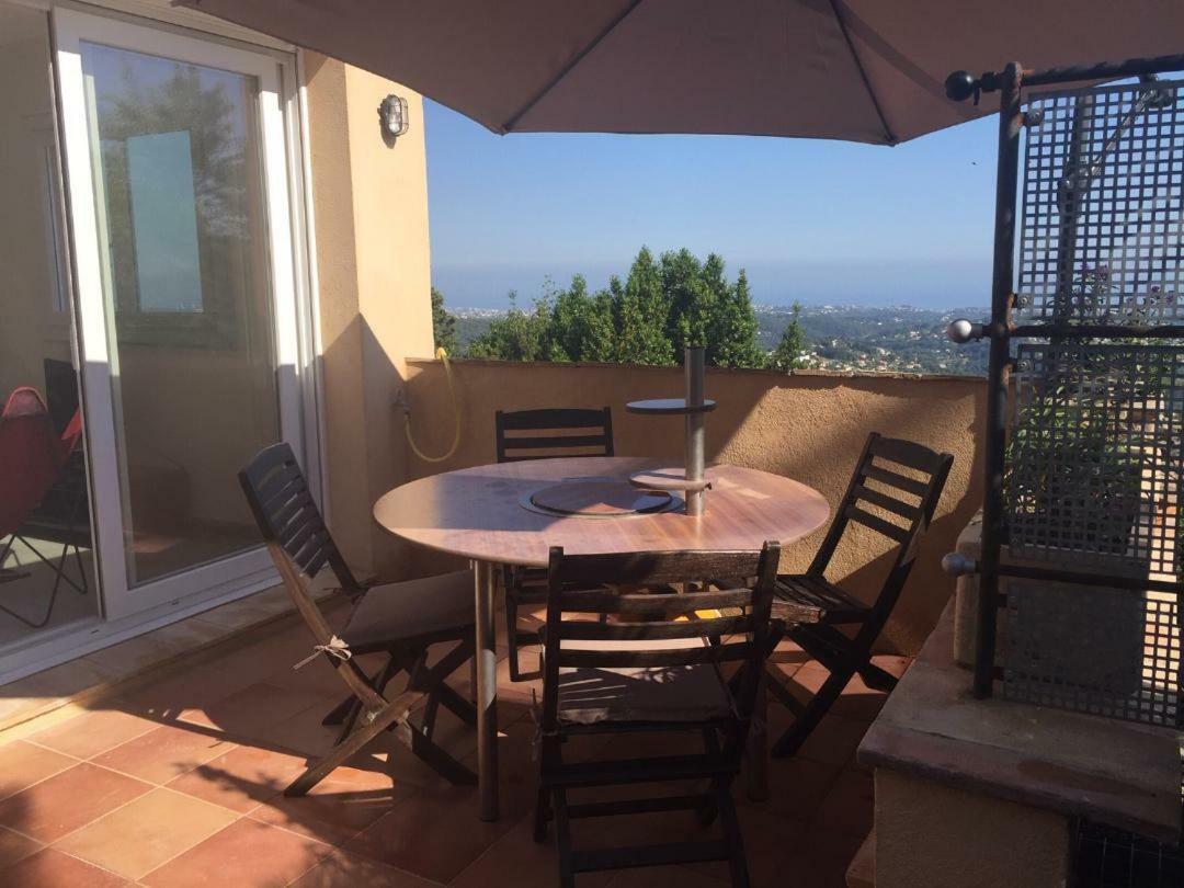 Saberic Apartment Vence Bagian luar foto